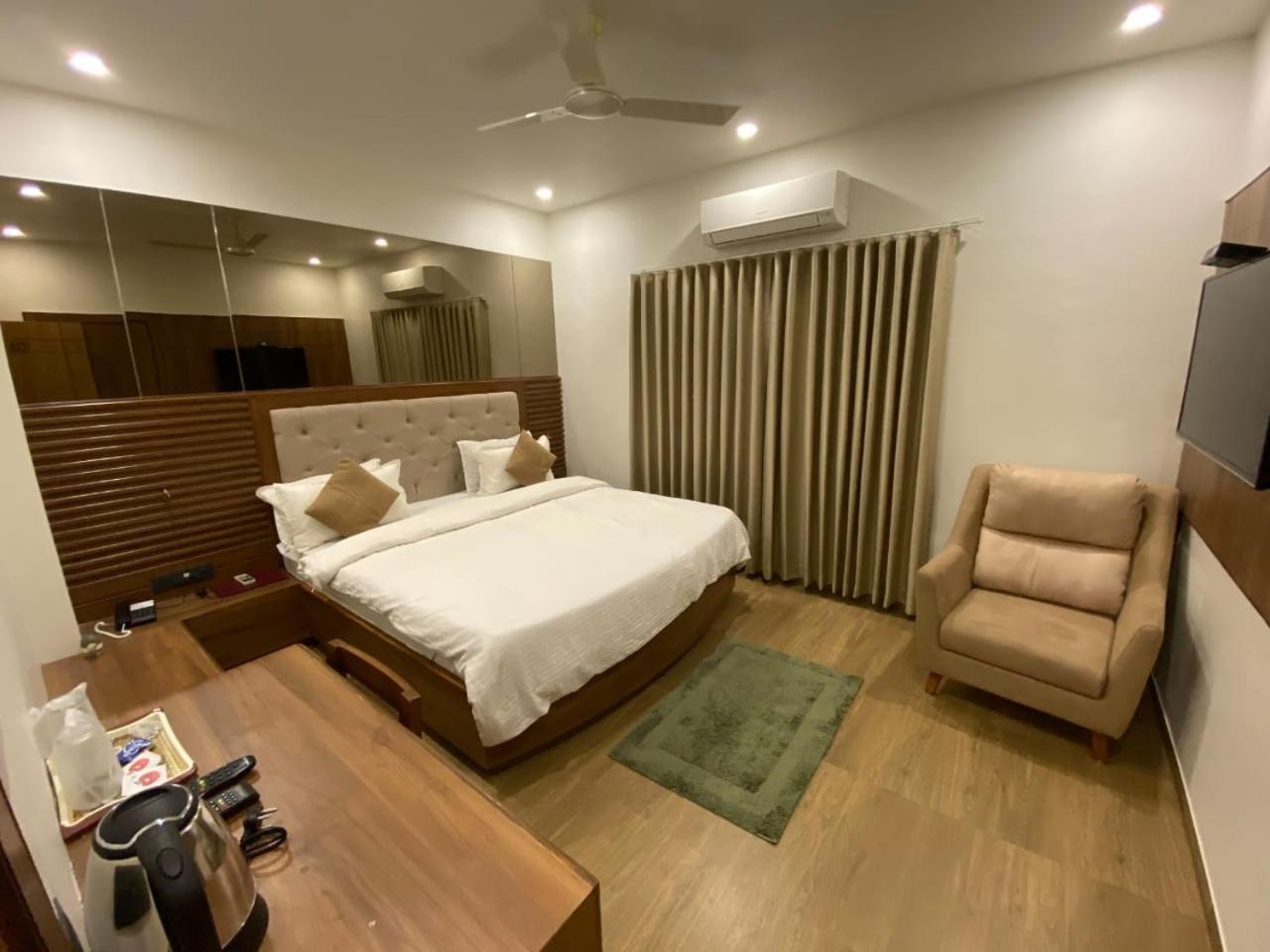 Hotel Evershine ラージコート エクステリア 写真